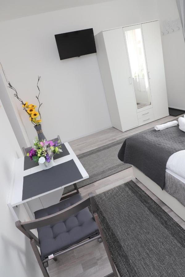 Apartman Normanci Near Bizovac Thermal Spa Exteriör bild